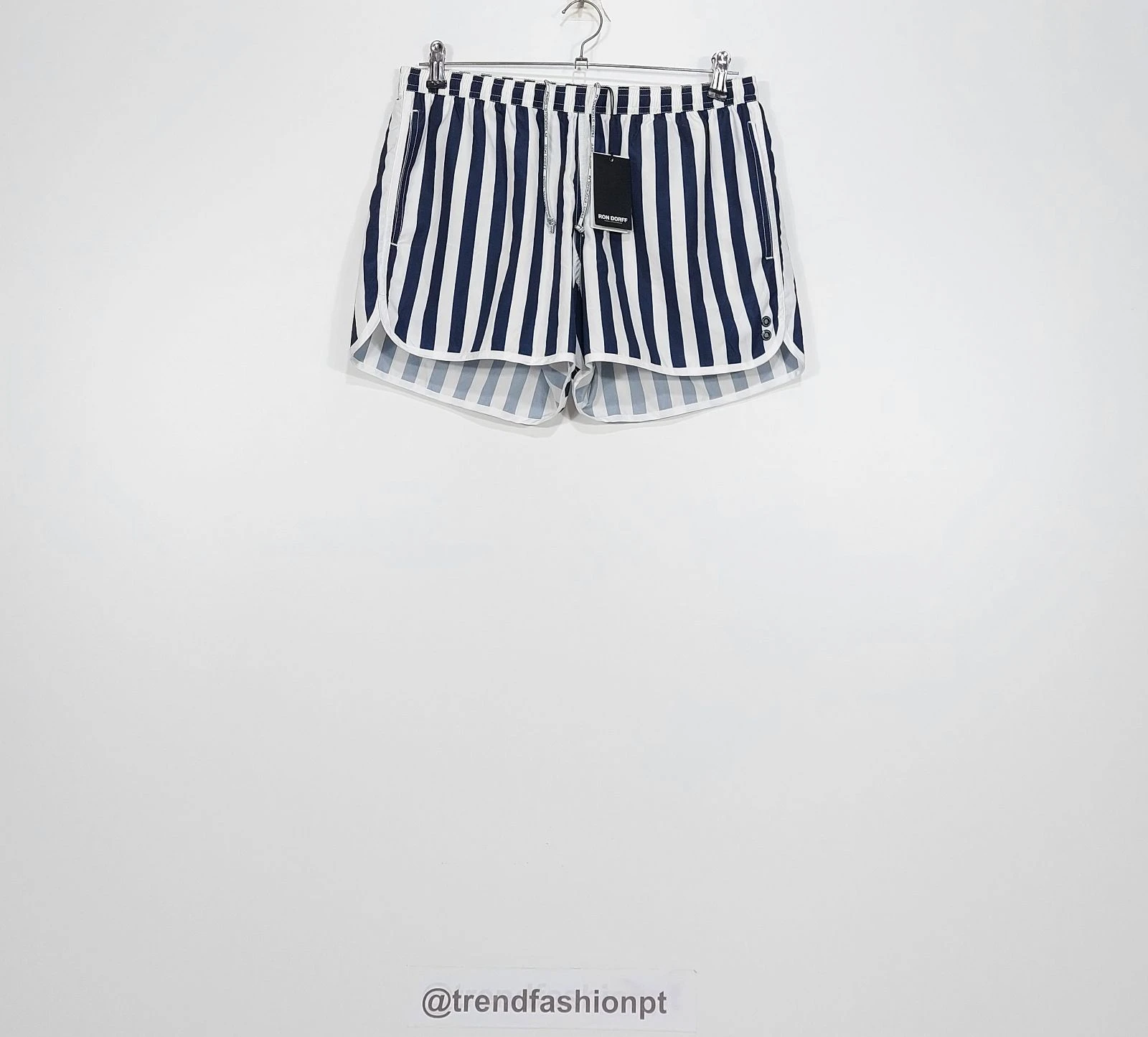 Ron Dorff vertical stripes swim shorts - white / navy M